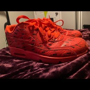 New Red and black air max size 7